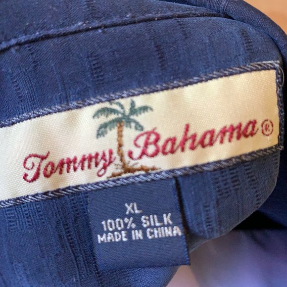 Tommy Bahama 100% Silk Limited Edition Panel Back - Picture 5 of 5